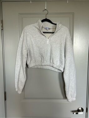 Tic Toc Women's Heather Light Gray Cropped Fleece Quarter-Zip Hoodie
